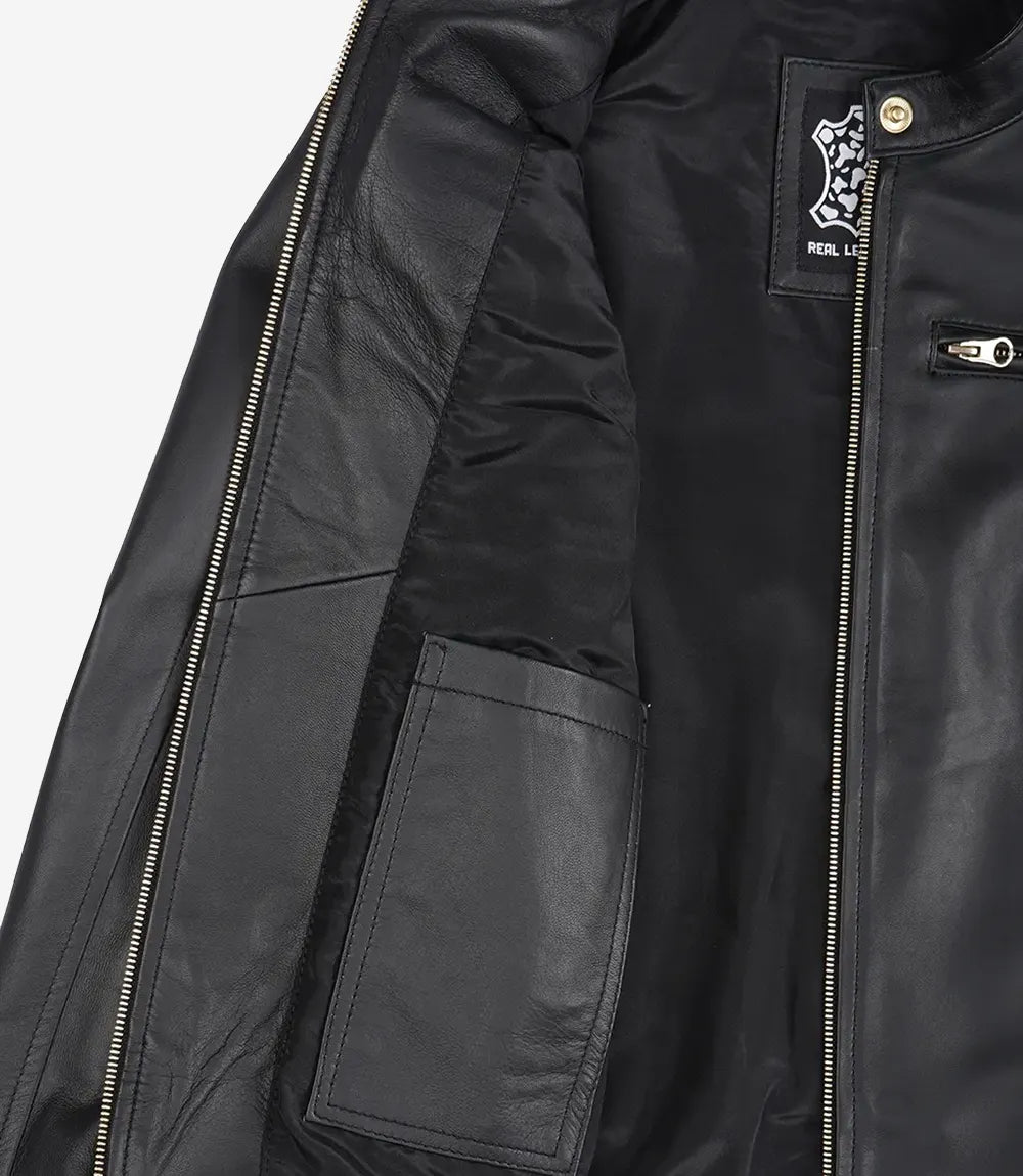 Femme Avec Détails Dorés Veste En Cuir